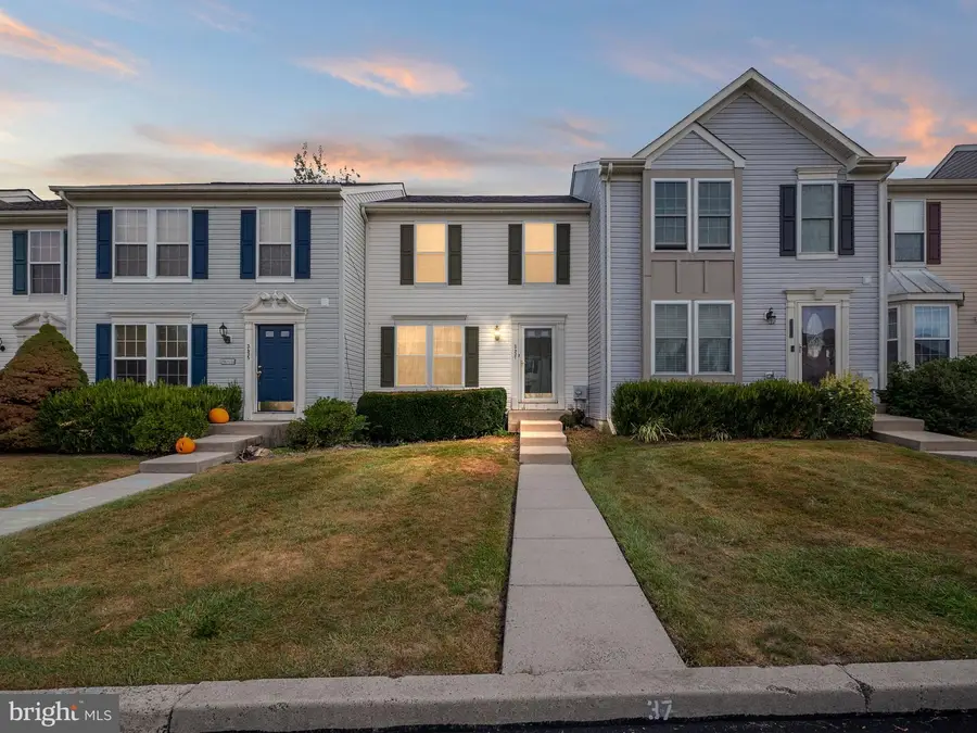 3437 Westview Dr, Perkiomenville, PA 18074 - Image #2