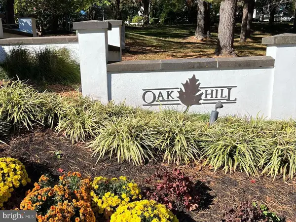 1640 Oakwood Dr #w114, NARBERTH, PA 19072