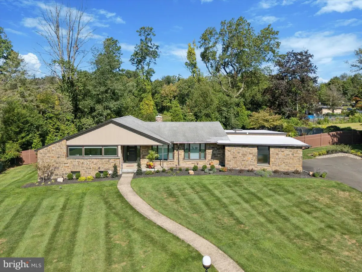 1641 Chattin Rd, Laverock, PA 19038 - Image #1