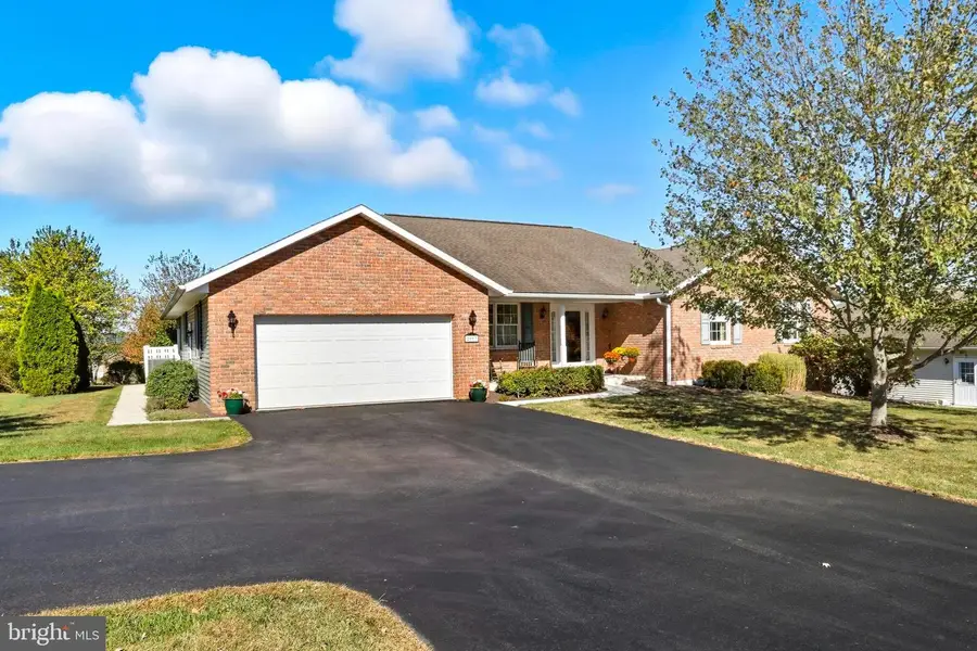 2933 New Hanover Square Rd, Gilbertsville, PA 19525 - Image #2