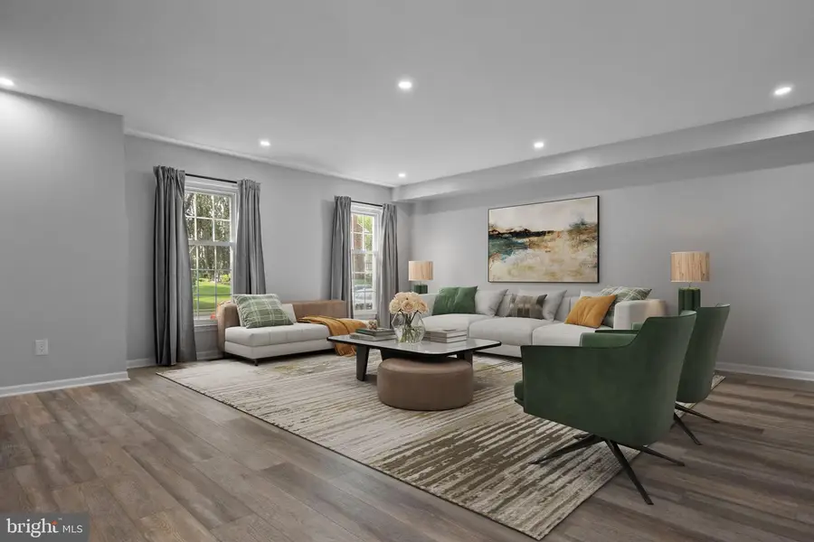 548 Susan Dr, King Of Prussia, PA 19406 - Image #2