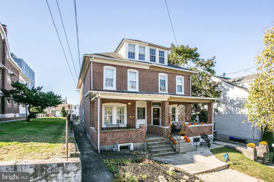 121 W 2nd Ave, Conshohocken, PA 19428 - Image #2