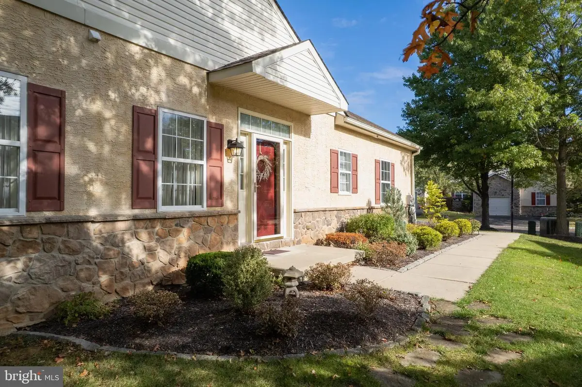 2111 Hidden Meadow Dr, Colmar, PA 18915 - Image #1