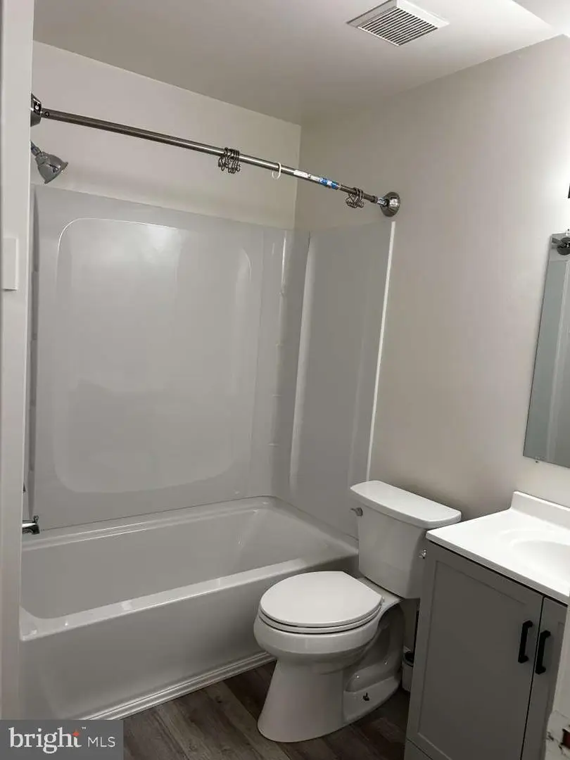 311 Green Meadow Ln, Horsham, PA 19044 - Image #2