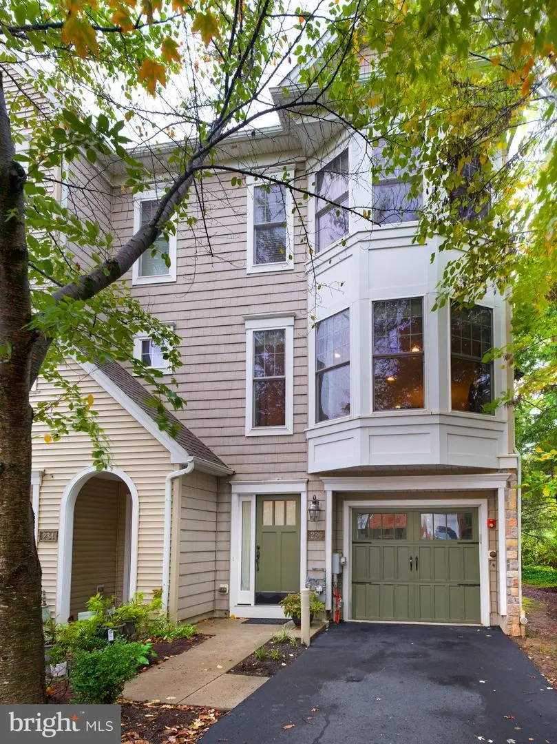 236 W Spring Ave, Ardmore, PA 19003 - Image #2