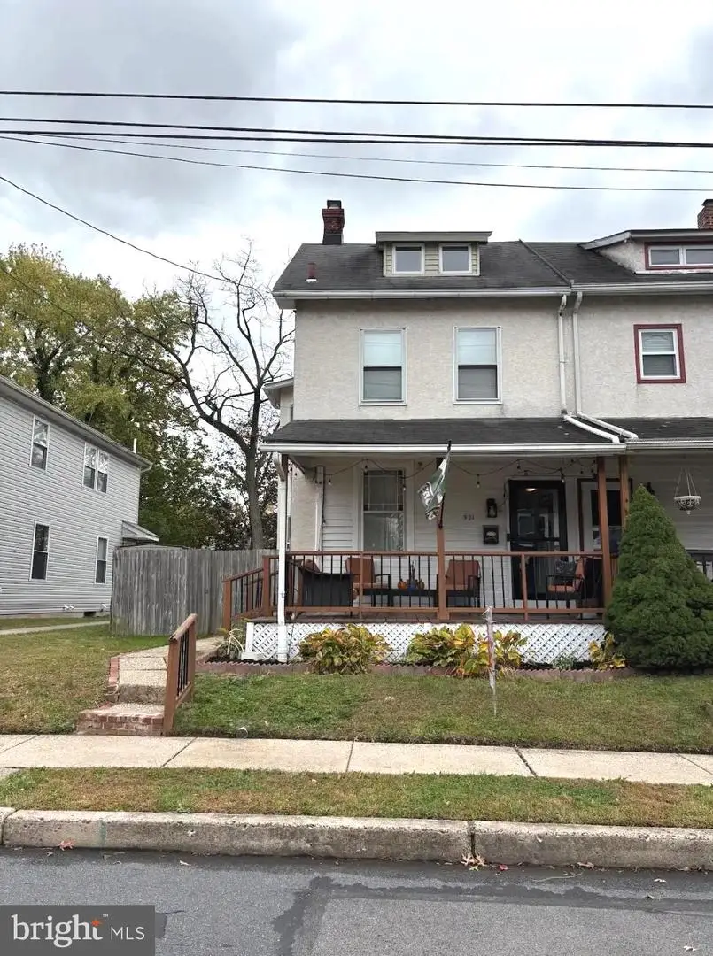 521 Green St, Lansdale, PA 19446 - Image #2