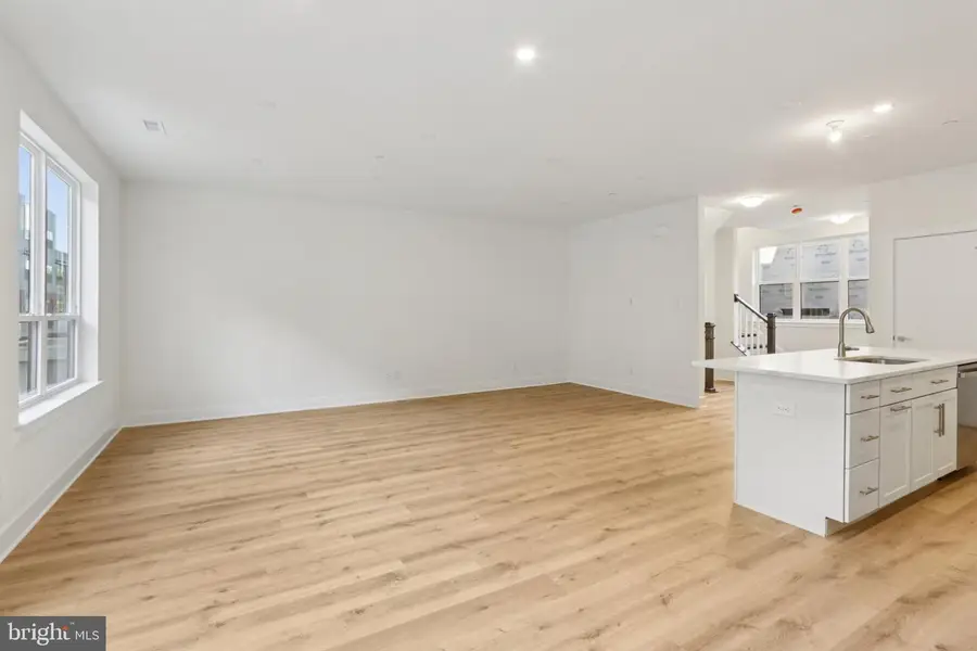 949 Riverplace Dr, Conshohocken, PA 19428 - Image #3