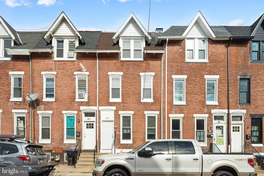 725 W Lafayette St, Norristown, PA 19401 - Image #2