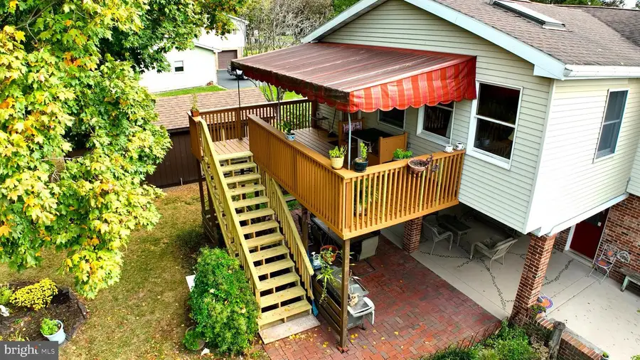 127 Pheasant Cir, Barto, PA 19504 - Image #3