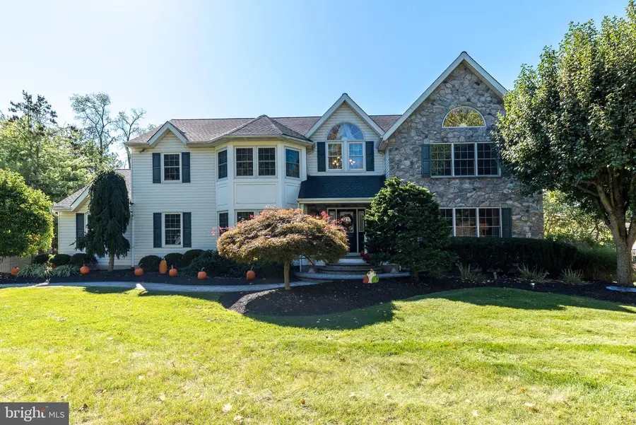 206 Broad Acres Rd, Lansdale, PA 19446 - Image #2