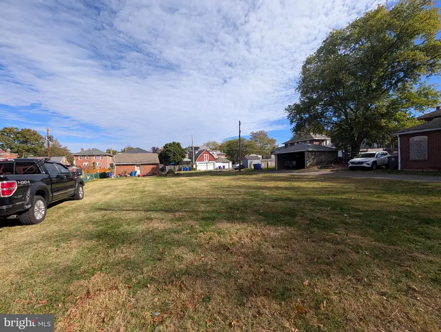 1237 South St, Pottstown, PA 19464 - Image #2
