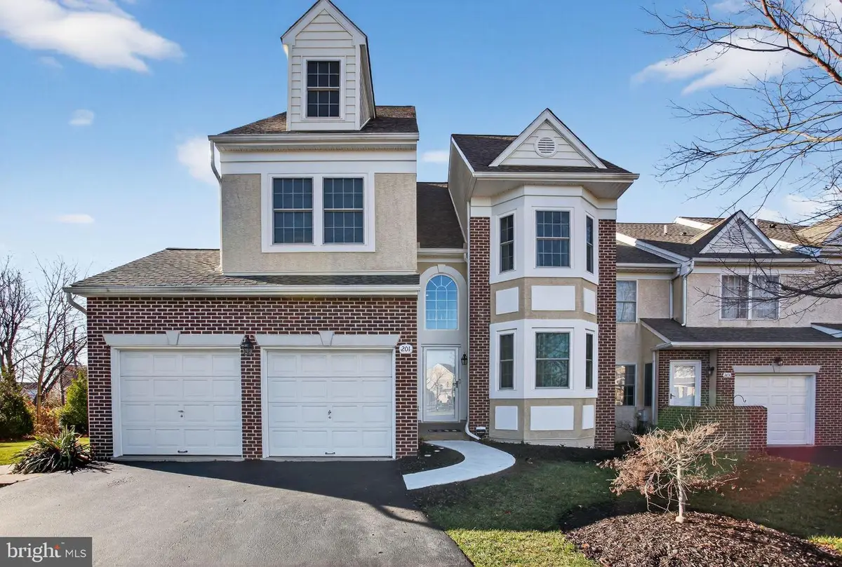 201 Victoria Ct, Ambler, PA 19002 - Image #1