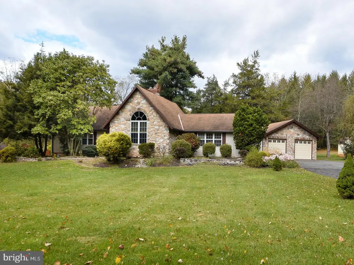 1457 Newman Rd, Pennsburg, PA 18073 - Image #1