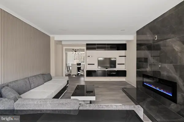 415 City Ave #i-2, MERION STATION, PA 19066