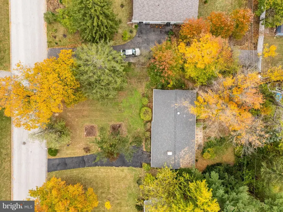 6326 Farmar Ln, Flourtown, PA 19031 - Image #2