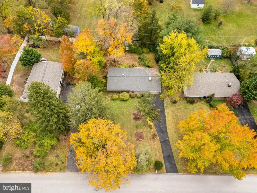 6326 Farmar Ln, Flourtown, PA 19031 - Image #3