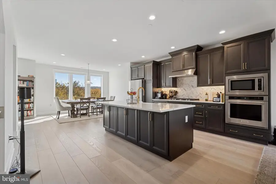 608 Brewster Aly, King Of Prussia, PA 19406 - Image #2