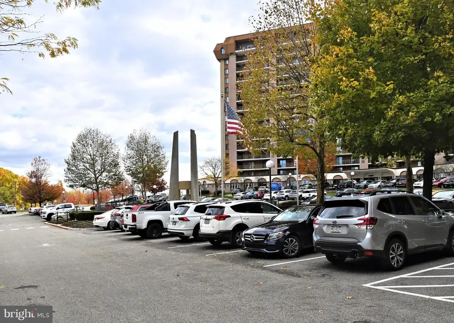 20538 Valley Forge Cir #538, King Of Prussia, PA 19406 - Image #3