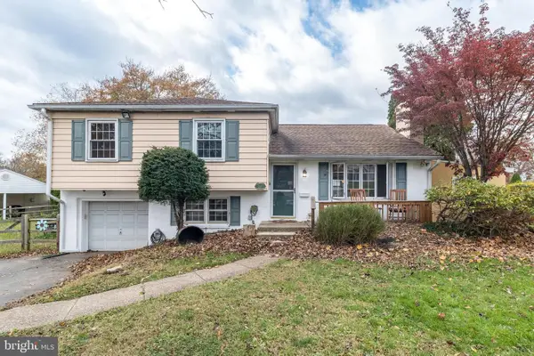 2017 Spring Mill Rd, CONSHOHOCKEN, PA 19428