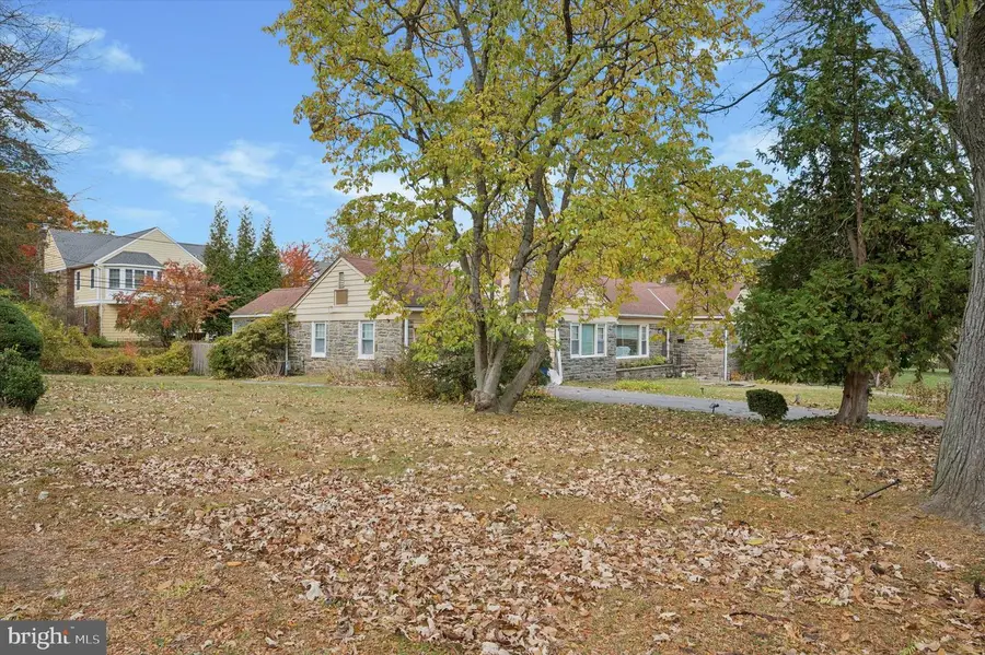 7500 Manchester Rd, Elkins Park, PA 19027 - Image #2