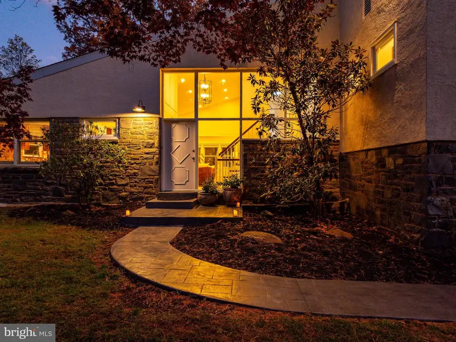 407 Clairemont Rd, Villanova, PA 19085 - Image #2