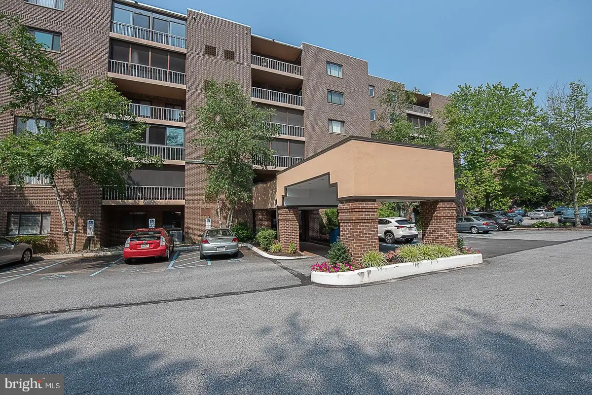 1219 W Wynnewood Rd #311, Wynnewood, PA 19096 - Image #1