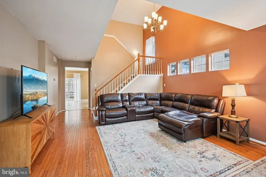 201 Eisenhower Ln, Collegeville, PA 19426 - Image #3