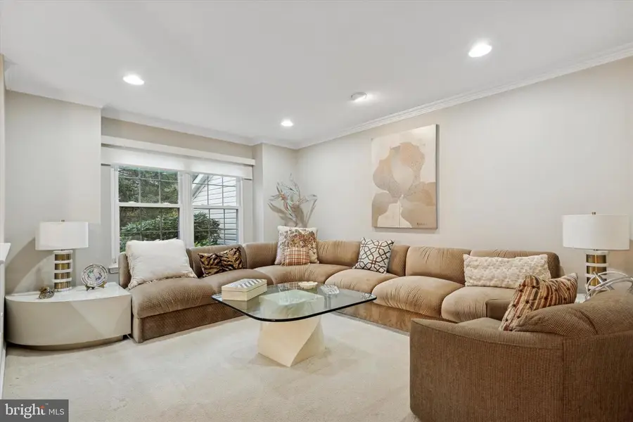 191 Canterbury Ln, Blue Bell, PA 19422 - Image #3