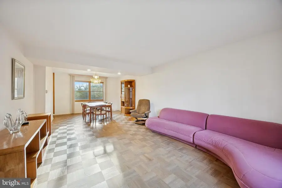 74 Hillside Ave, Huntingdon Valley, PA 19006 - Image #3