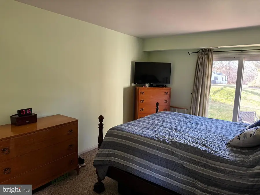 1217-a Crosshill Ct, Lansdale, PA 19446 - Image #3