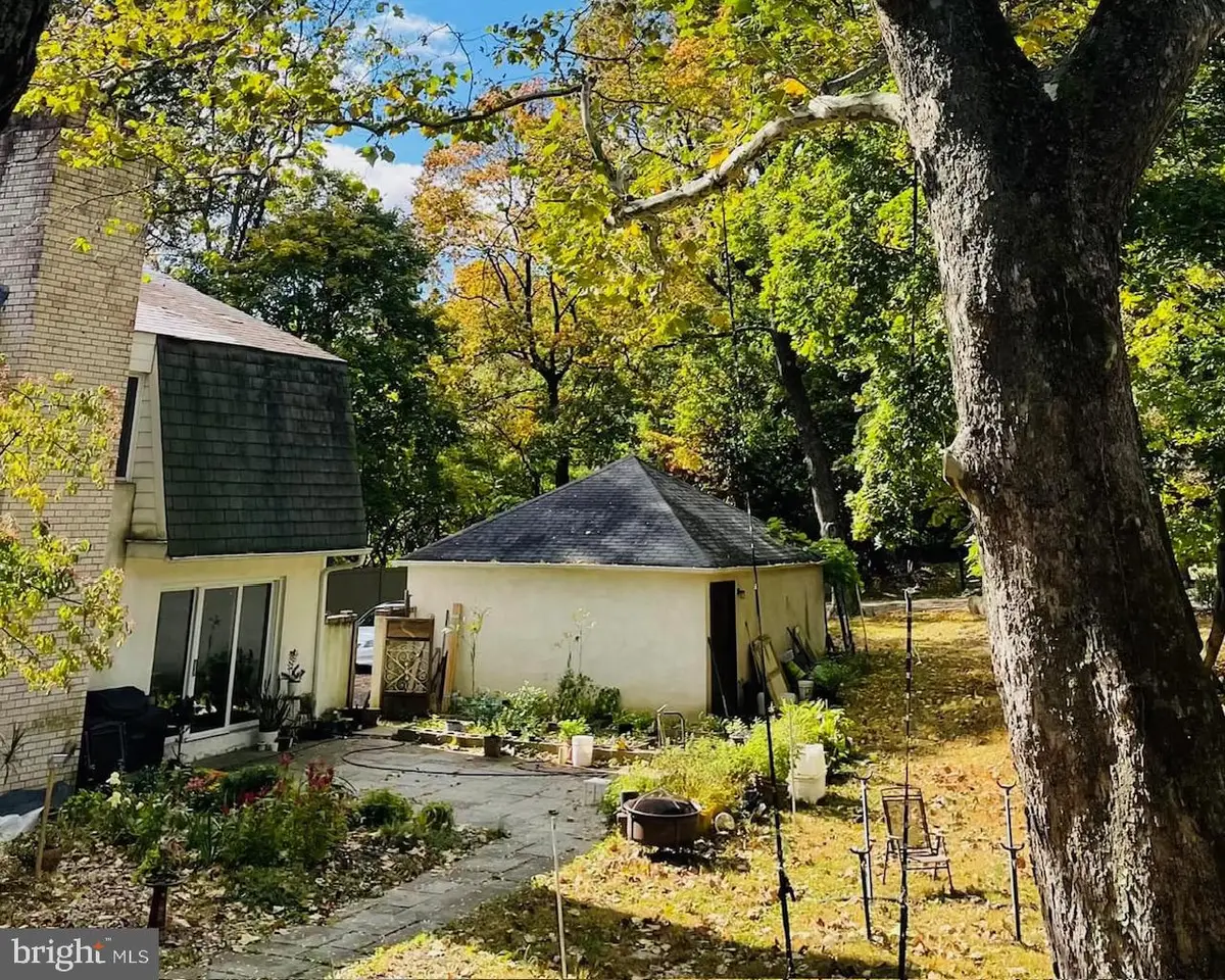 919 Laburnum Ln, Wyncote, PA 19095 - Image #1