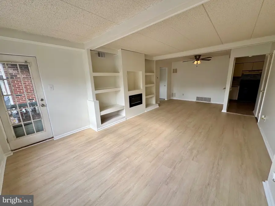 703 Valley Glen Rd #condo 274, Elkins Park, PA 19027 - Image #3