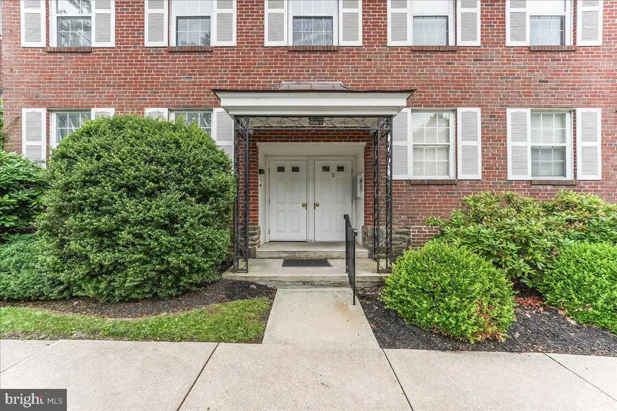 922 W Montgomery Ave #b-2, Bryn Mawr, PA 19010 - Image #2
