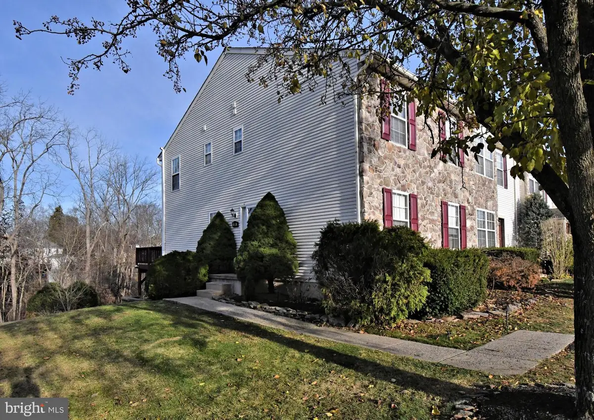 974 Dogwood Ln, Collegeville, PA 19426 - Image #1