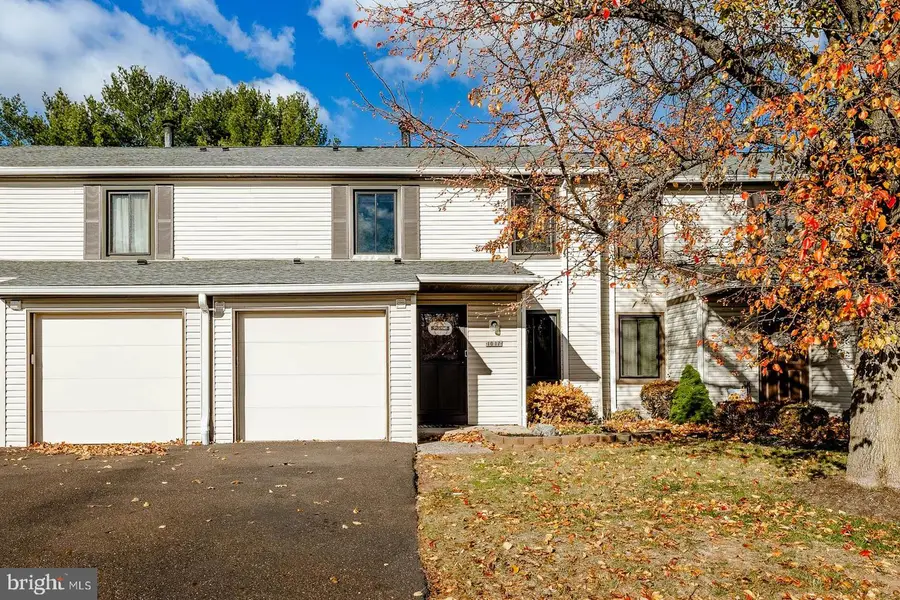 1017 Winfield Ct, Lansdale, PA 19446 - Image #3