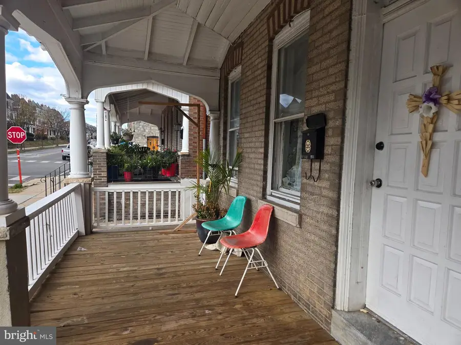 931 W Marshall St, Norristown, PA 19401 - Image #2