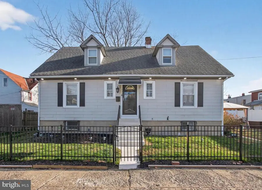 7405 Cedar Ln, Elkins Park, PA 19027 - Image #3