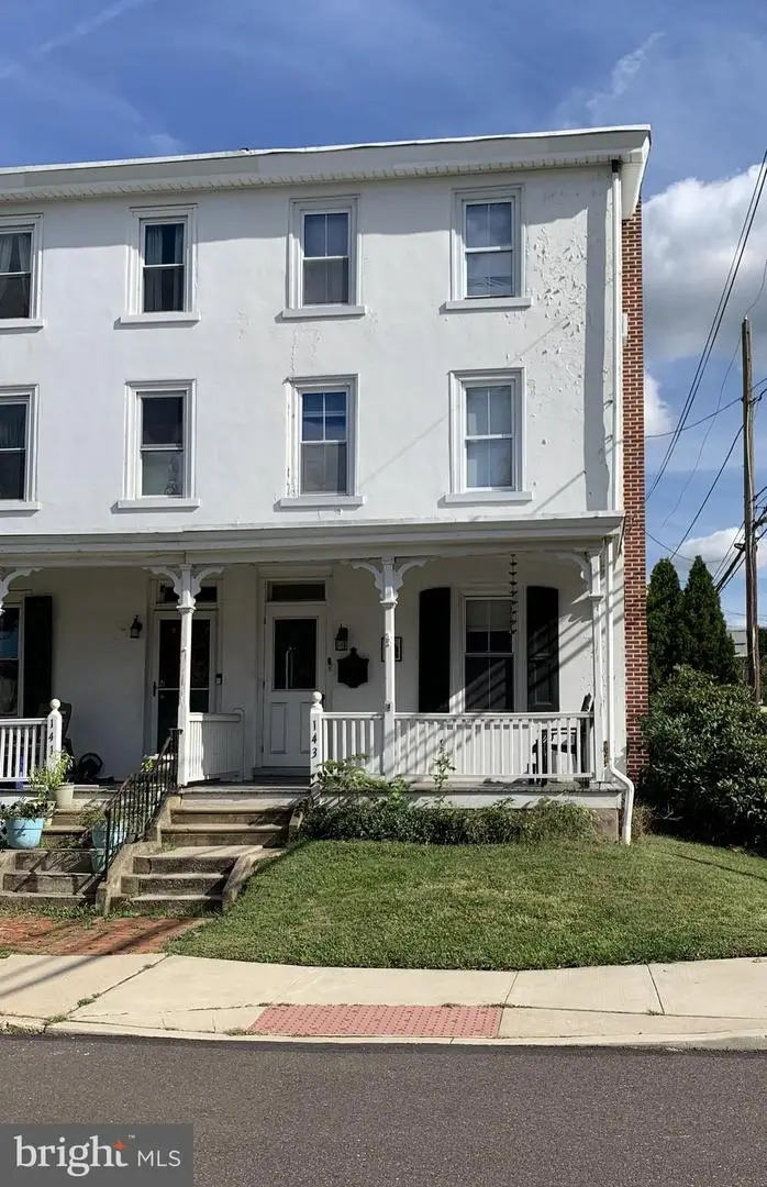 143 W Montgomery Ave, North Wales, PA 19454 - Image #1