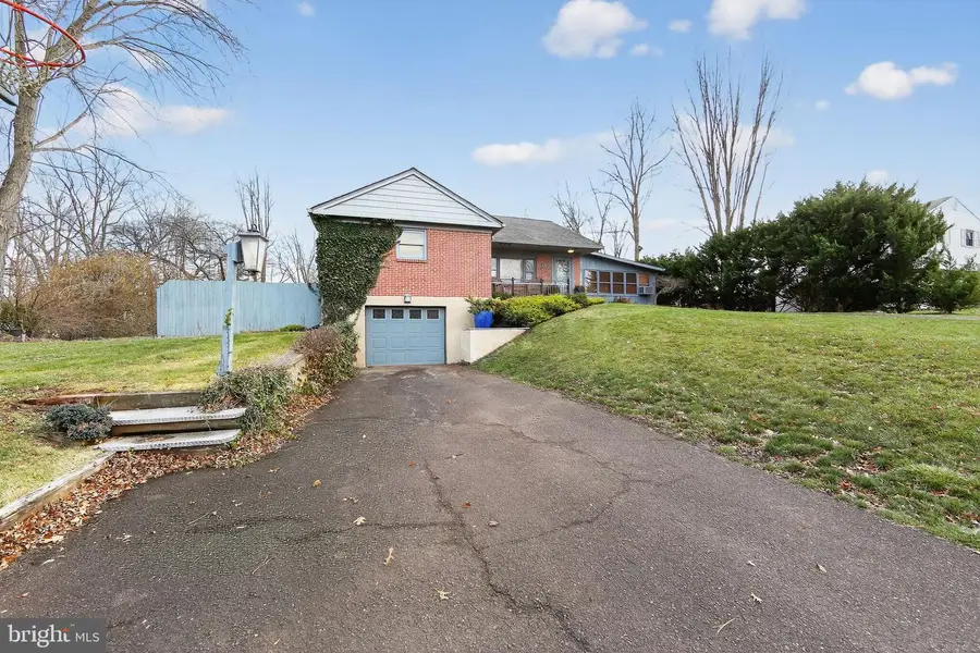 1625 Clearbrook Rd, Lansdale, PA 19446 - Image #3