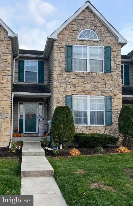 180 Deer Run Ct, Royersford, PA 19468 - Image #1