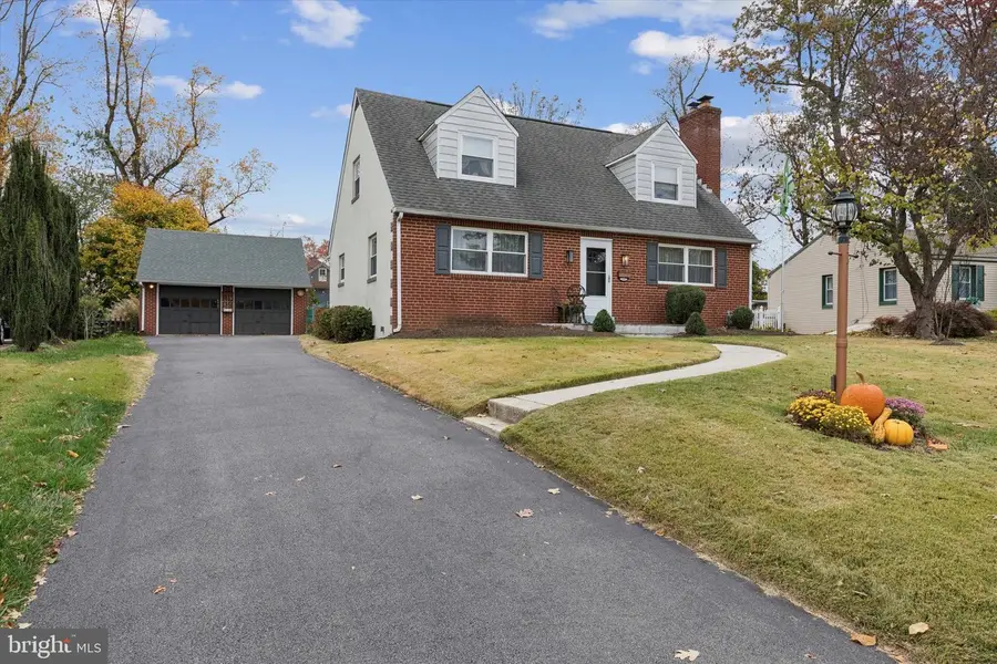 2142 Woodlawn Ave, Glenside, PA 19038 - Image #3