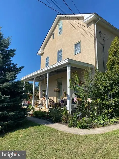 25 Fifth Ave, Trappe, PA 19426 - Image #2