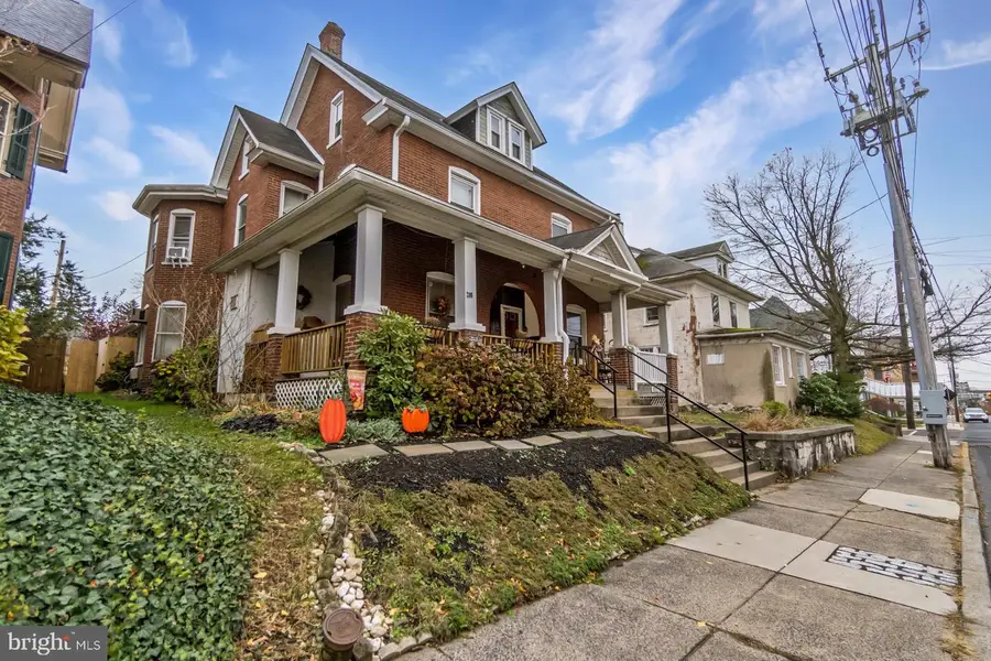 208 E Broad St, Souderton, PA 18964 - Image #2