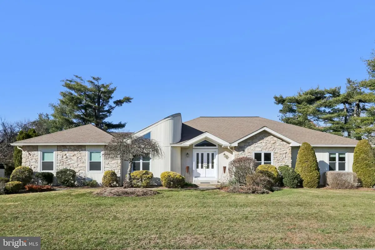 1 Daisy Ln, Ambler, PA 19002 - Image #1