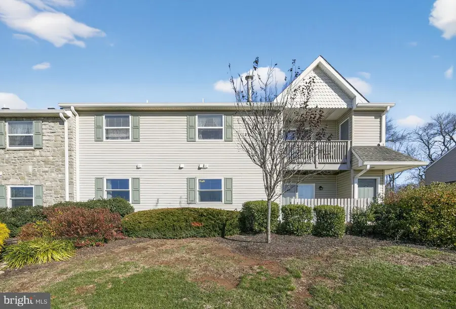 601 Horseshoe Dr #601, Royersford, PA 19468 - Image #2
