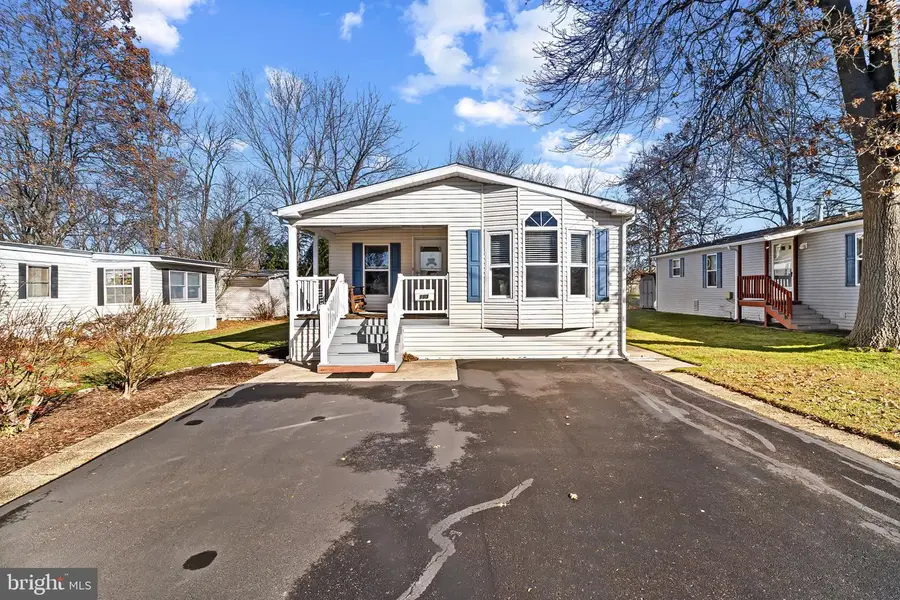 113 Hickory Dr, Hatfield, PA 19440 - Image #2