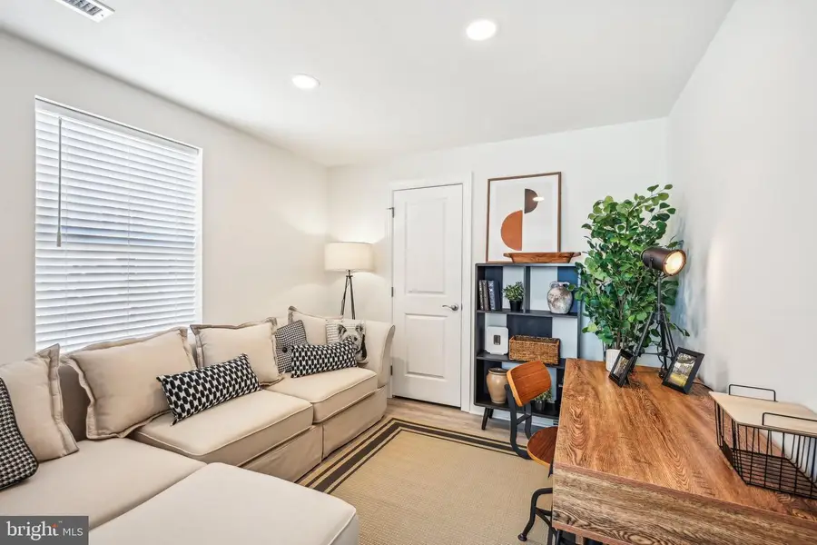 1883 Arborplace Dr #30s, Norristown, PA 19401 - Image #3