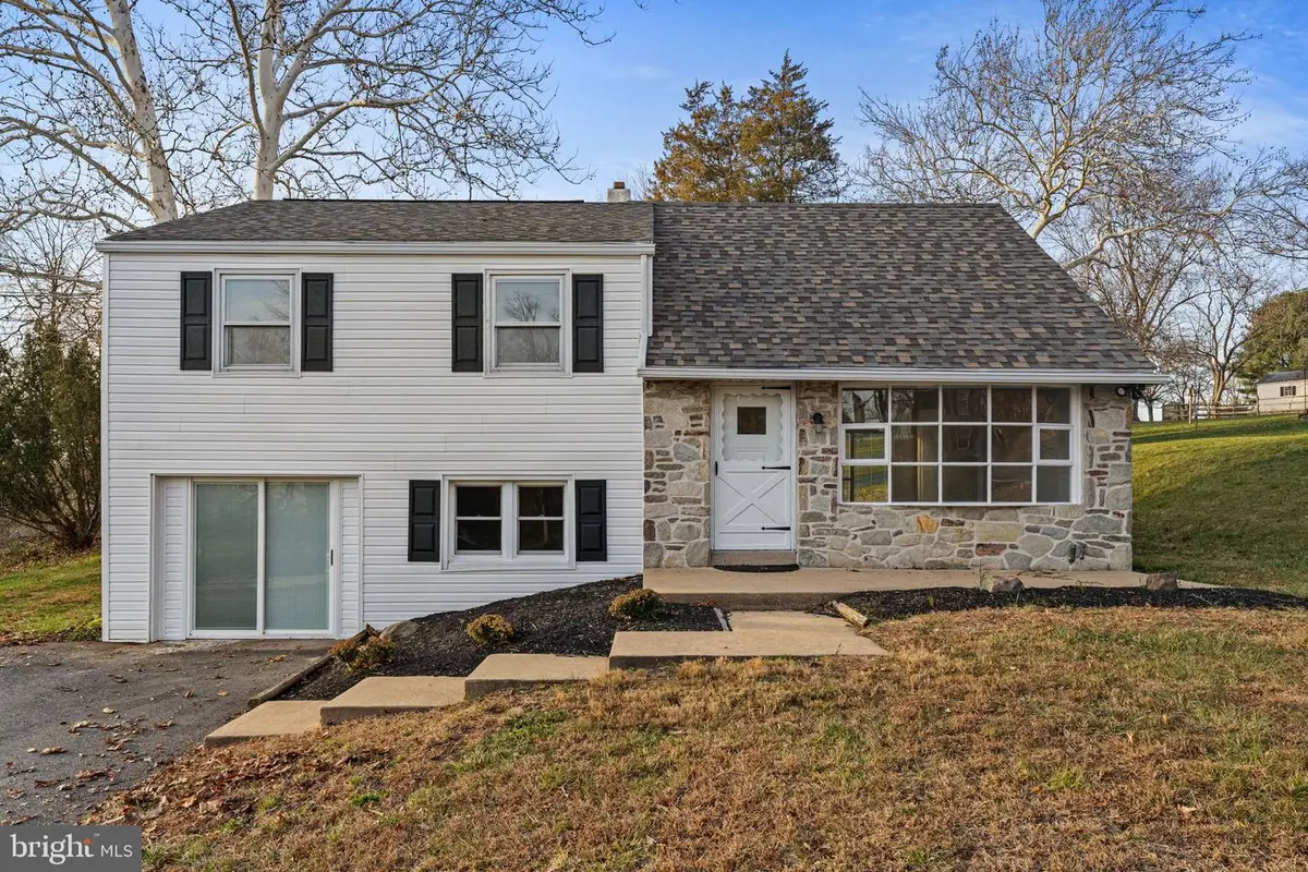 1687 Rupert Rd, Pottstown, PA 19464 - Image #1