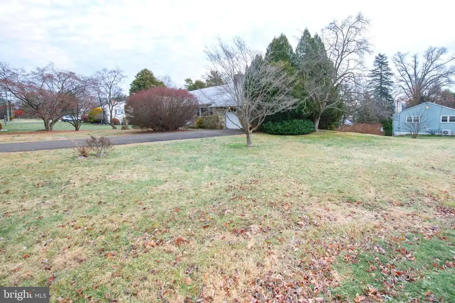 1300 Kirks Ln, Dresher, PA 19025 - Image #3