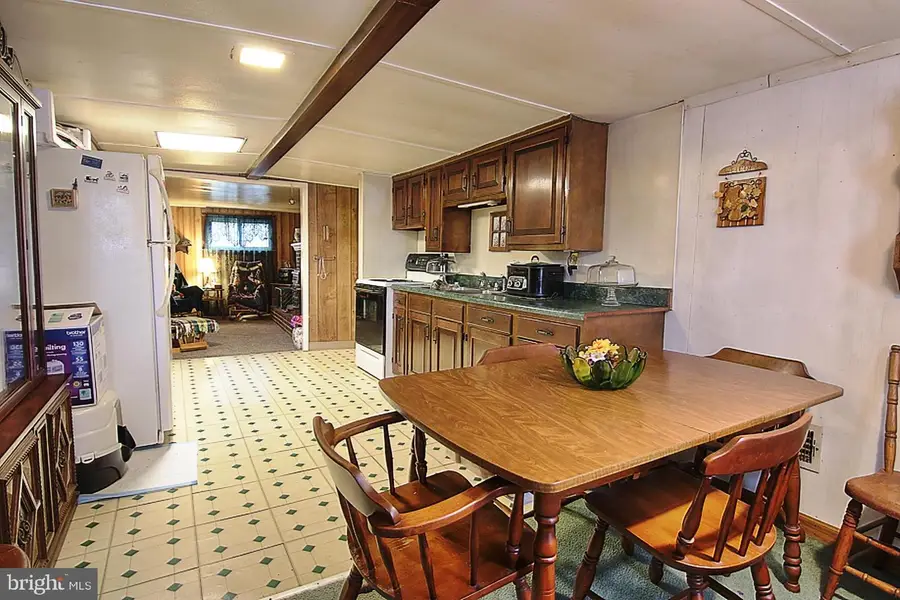 1406 N State St, Pottstown, PA 19464 - Image #2